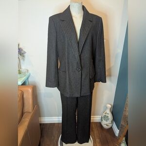 Dana Buchanan 90s Pinstripe wool Cashmere Gray Pantsuit Pant Sz14   Jacket Sz16